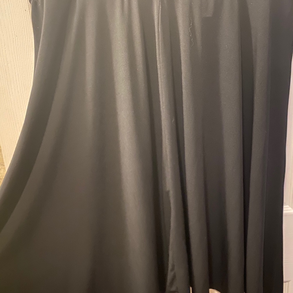 Black Skirt - Picture 2 of 3